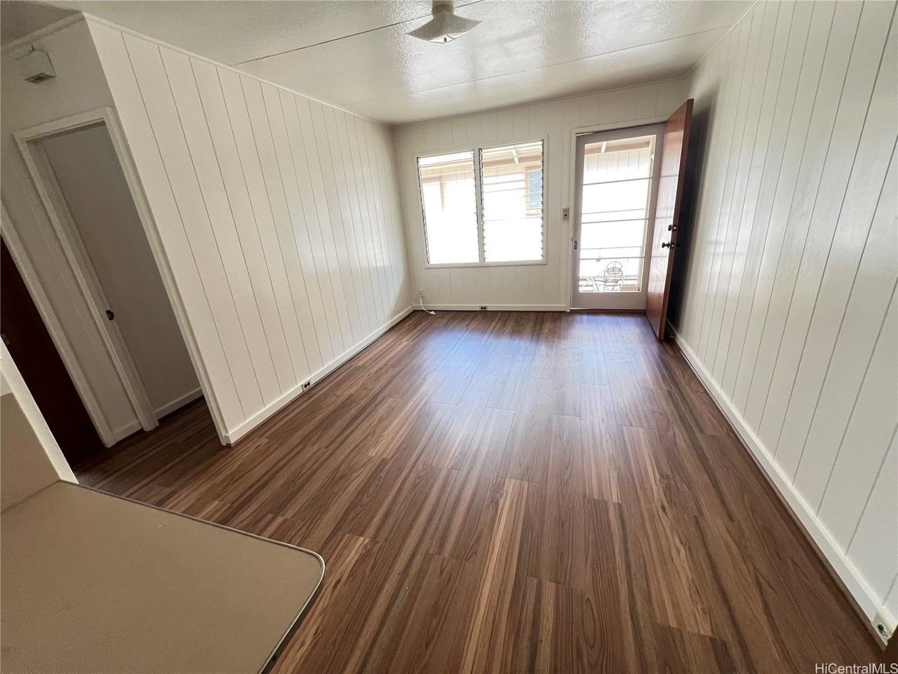 1231 Alexander St Apt D #D - Photo 4 of 11