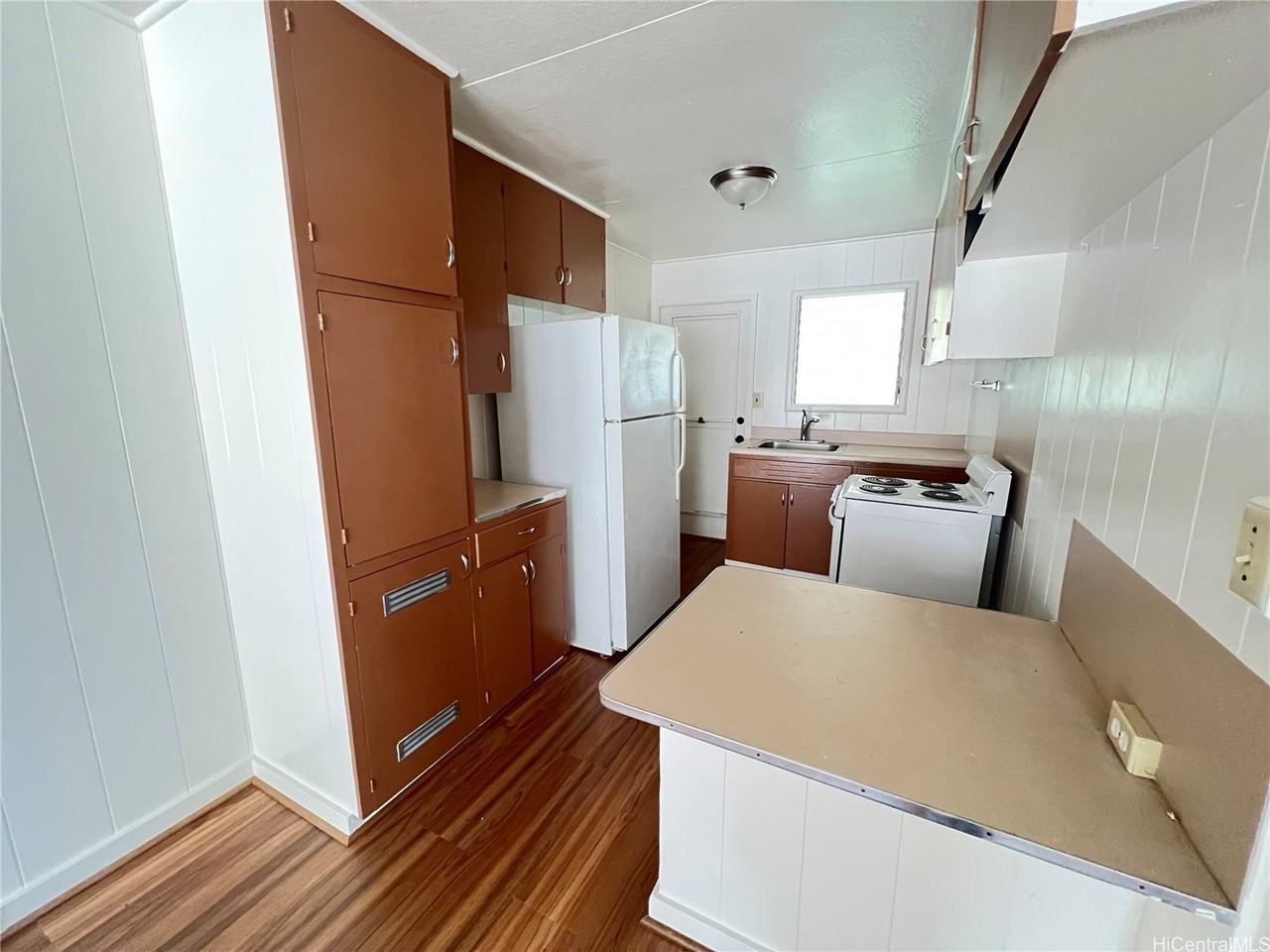 1231 Alexander St Apt D #D - Photo 7 of 11