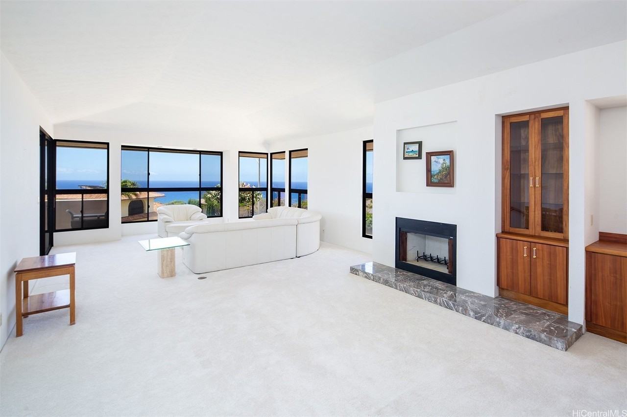 154 Maono Place - Photo 2 of 25