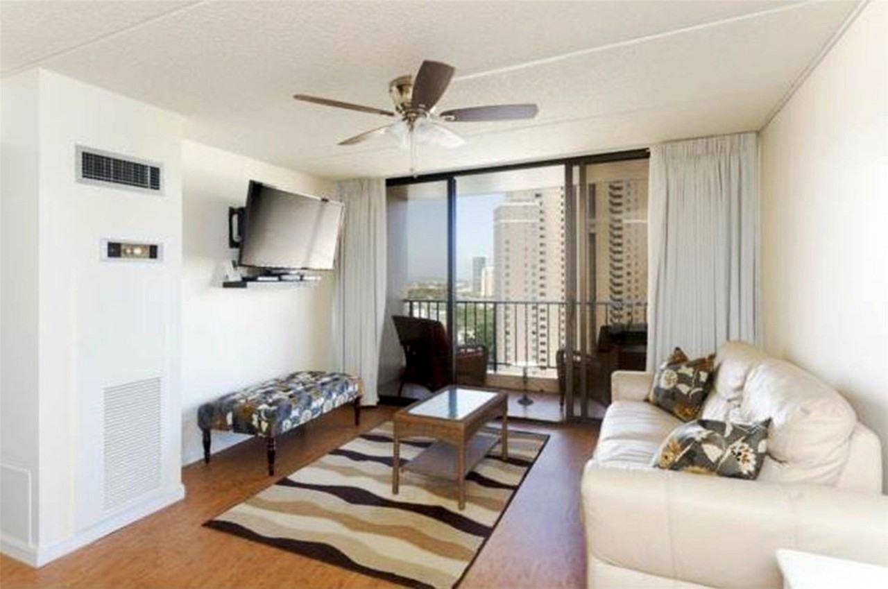 411 Hobron Ln Apt 2814 #2814 - Photo 4 of 9