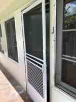 featured image of 1655 Kewalo St Apt J #J