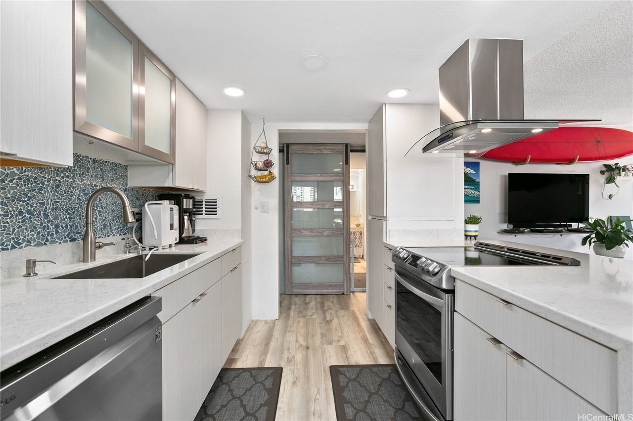 250 Ohua Avenue #7A - Photo 3 of 12