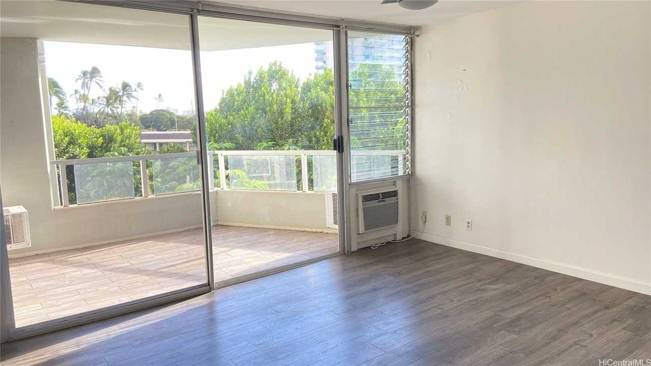 2600 Pualani Way #303 - Photo 2 of 16