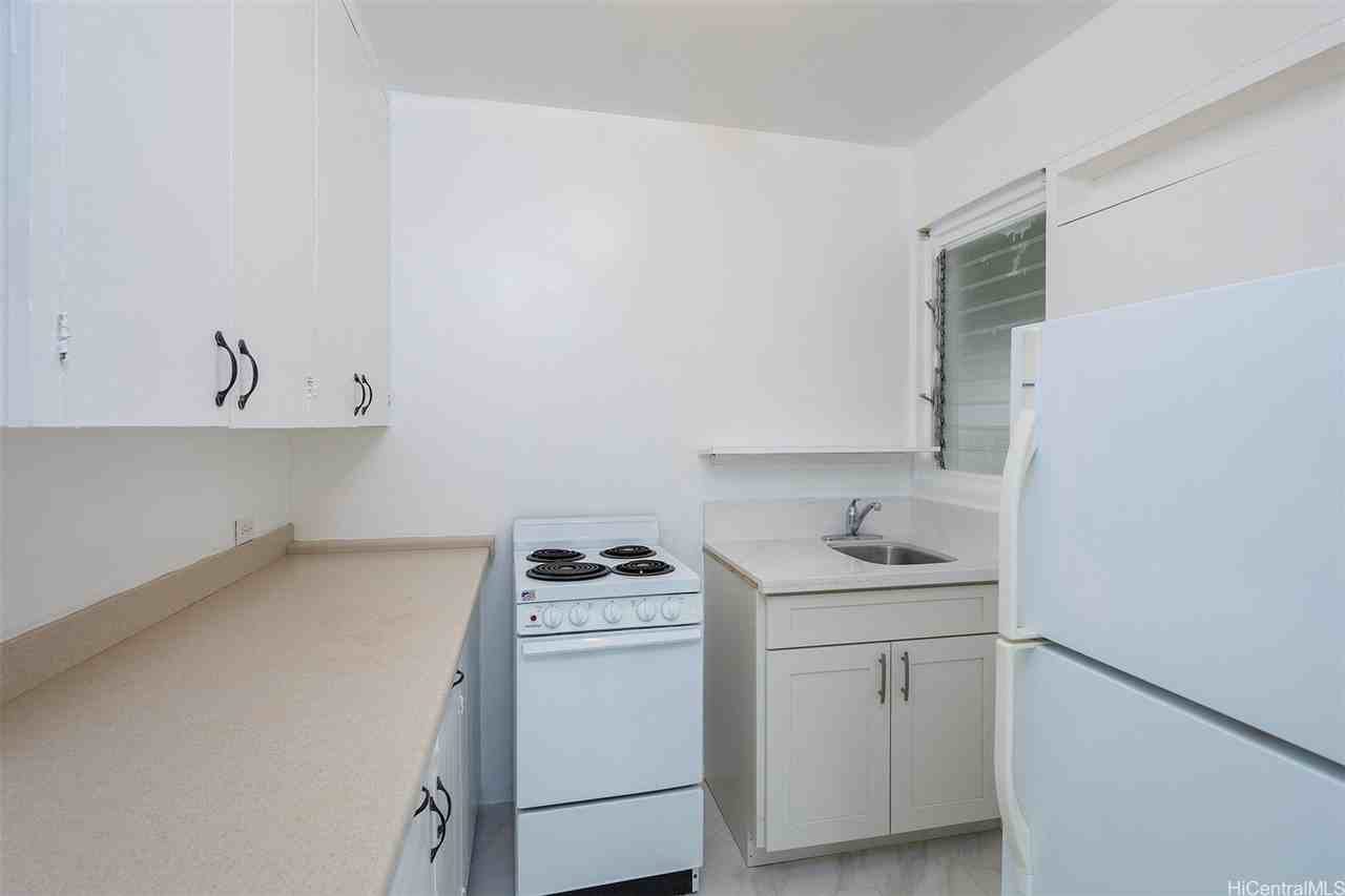 1115 Hassinger Street #C - Photo 3 of 11