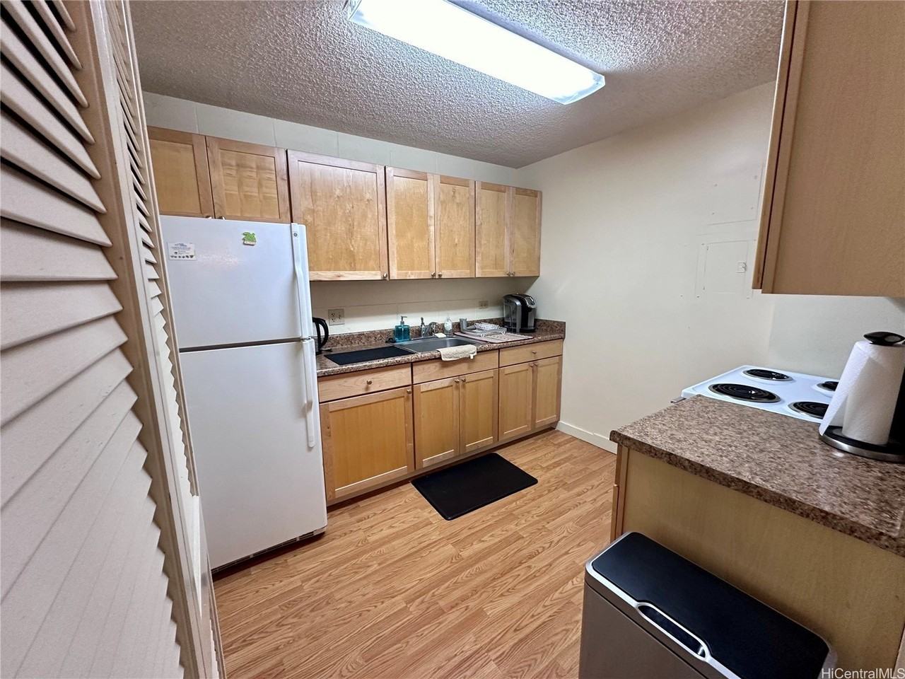 98-1034 Moanalua Road #4202 - Photo 4 of 15