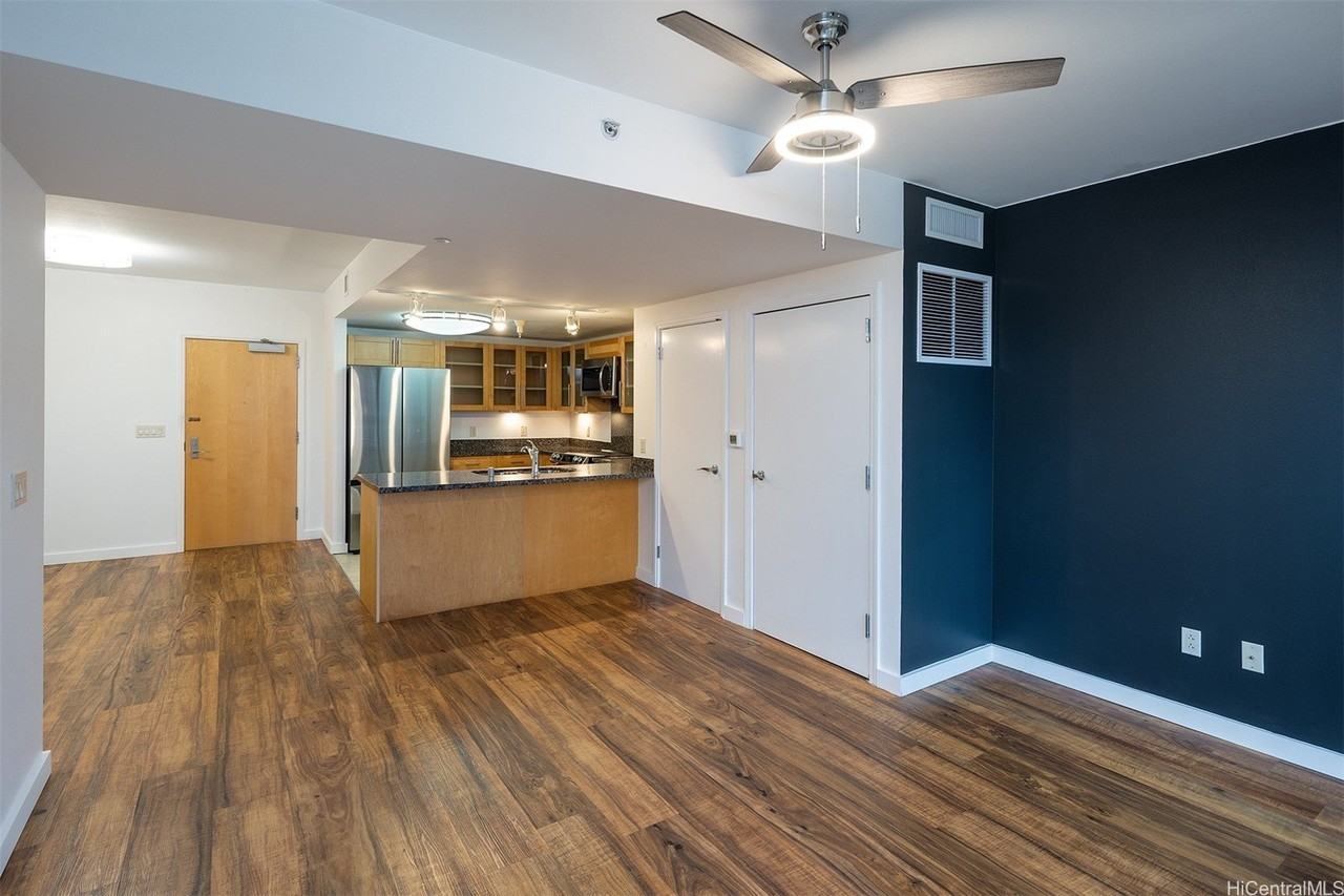 600 Queen Street #909 - Photo 5 of 18