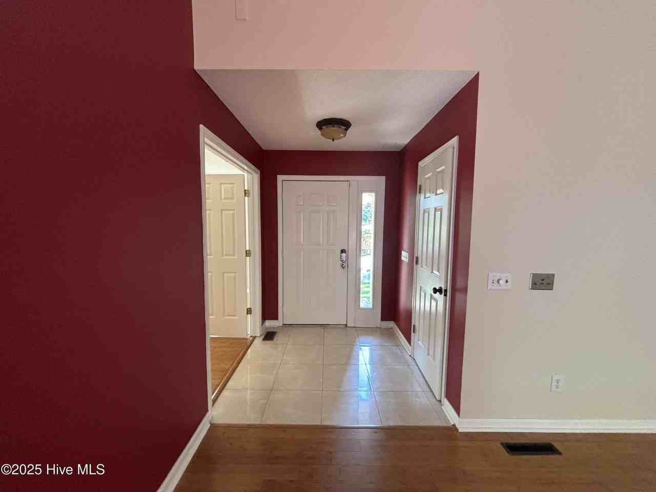 1 Prichard Ln - Photo 3 of 23