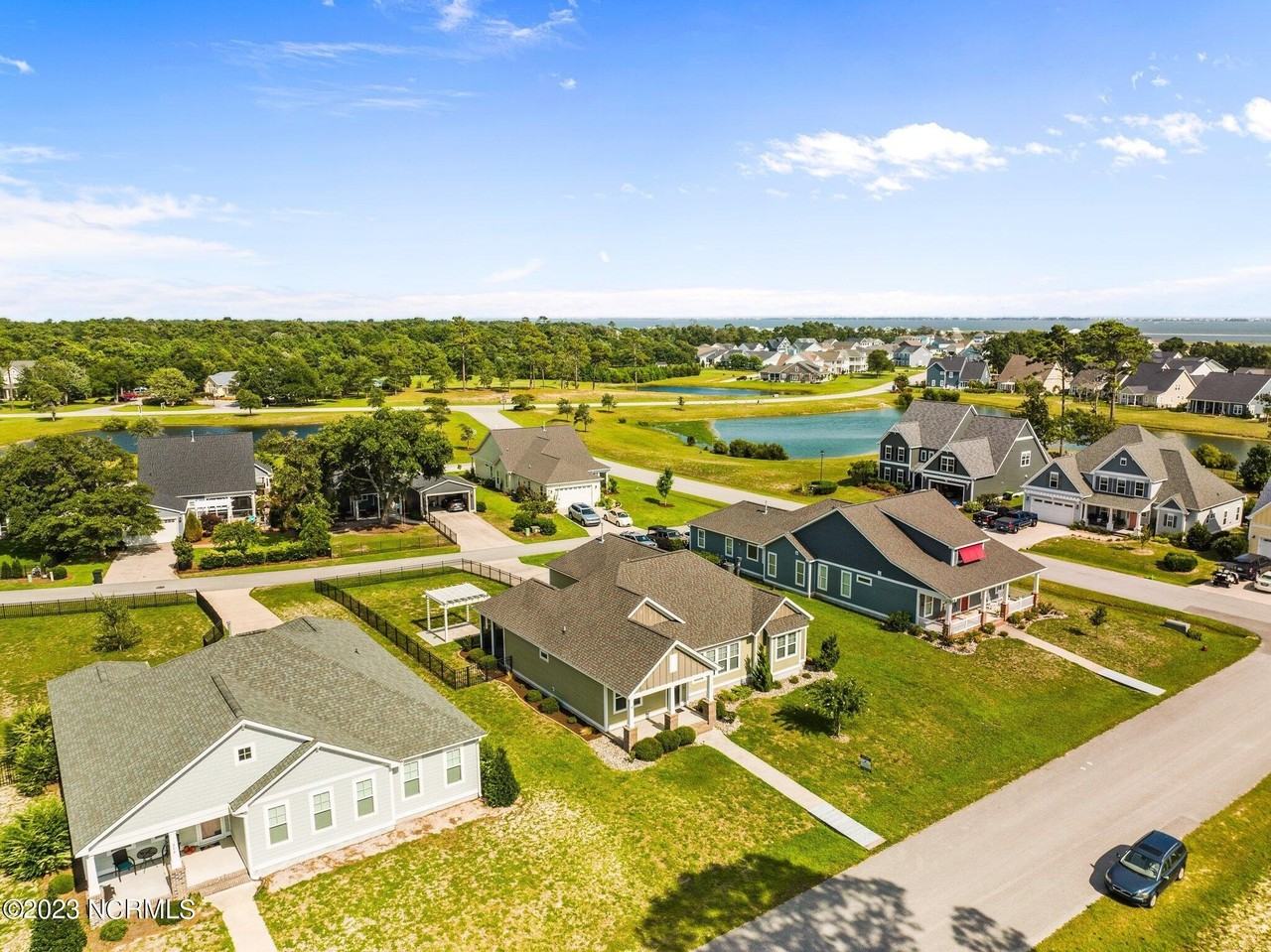 202 Seagrass Way - Photo 7 of 45