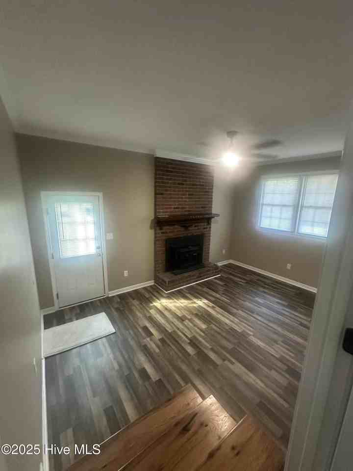 54 Nixon Ave - Photo 3 of 17