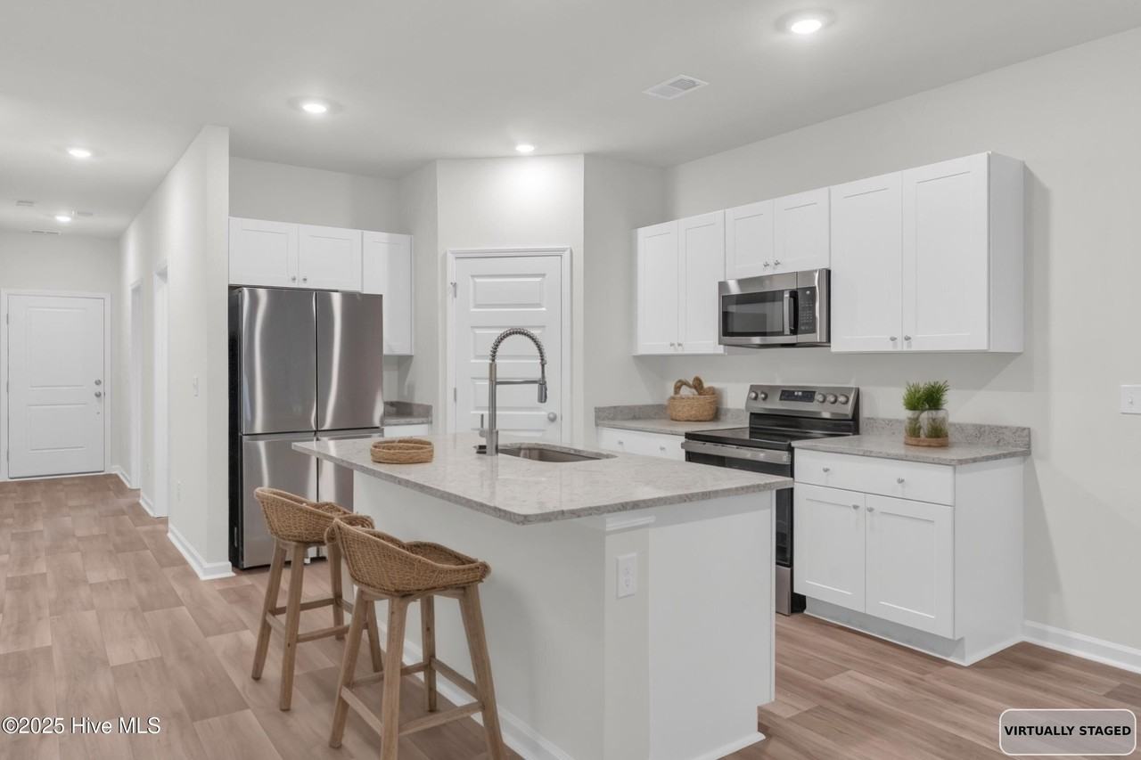 1207 Windy Grove Ln Sw - Photo 4 of 49