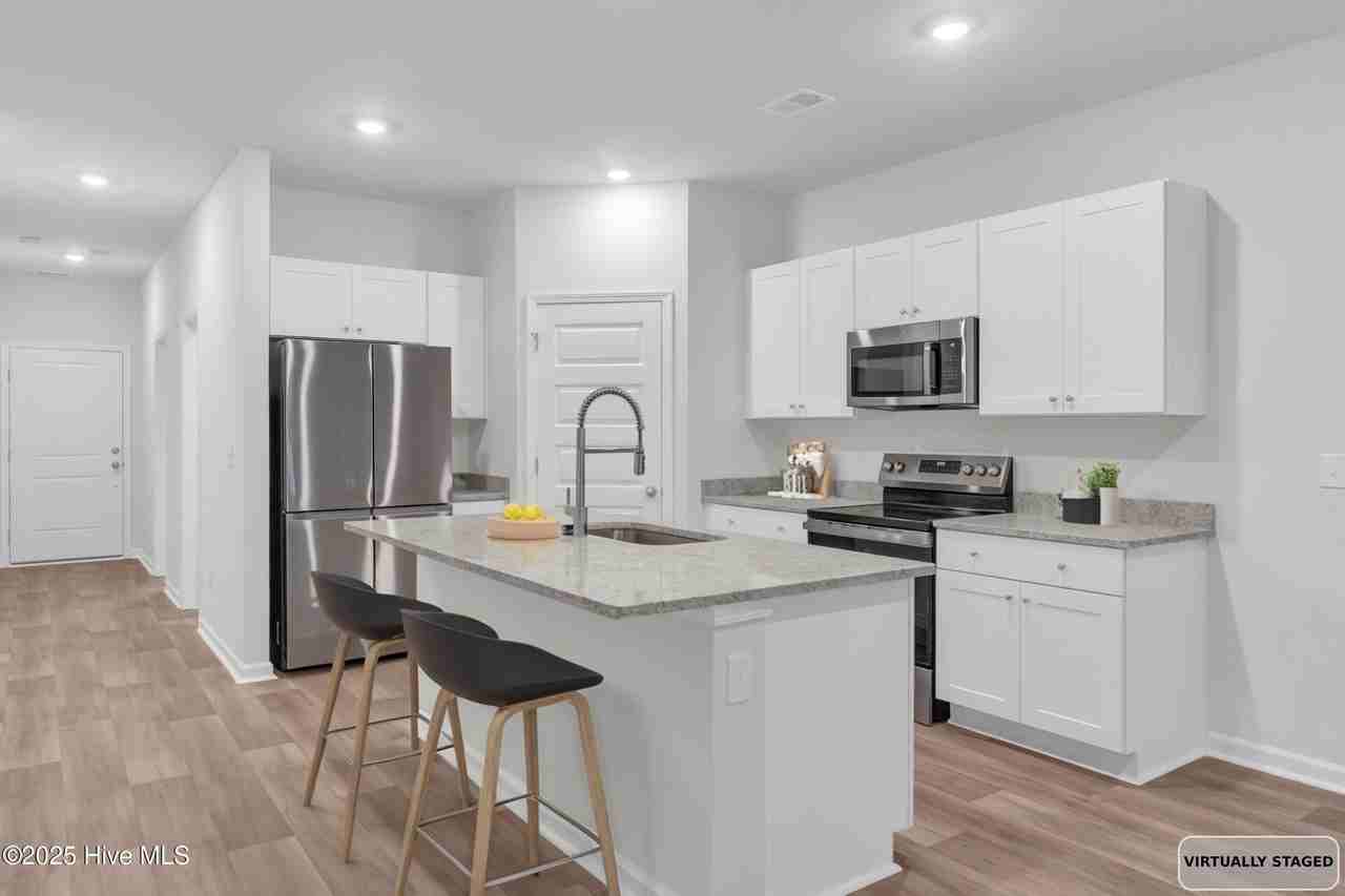 1211 Windy Grove Ln - Photo 4 of 49