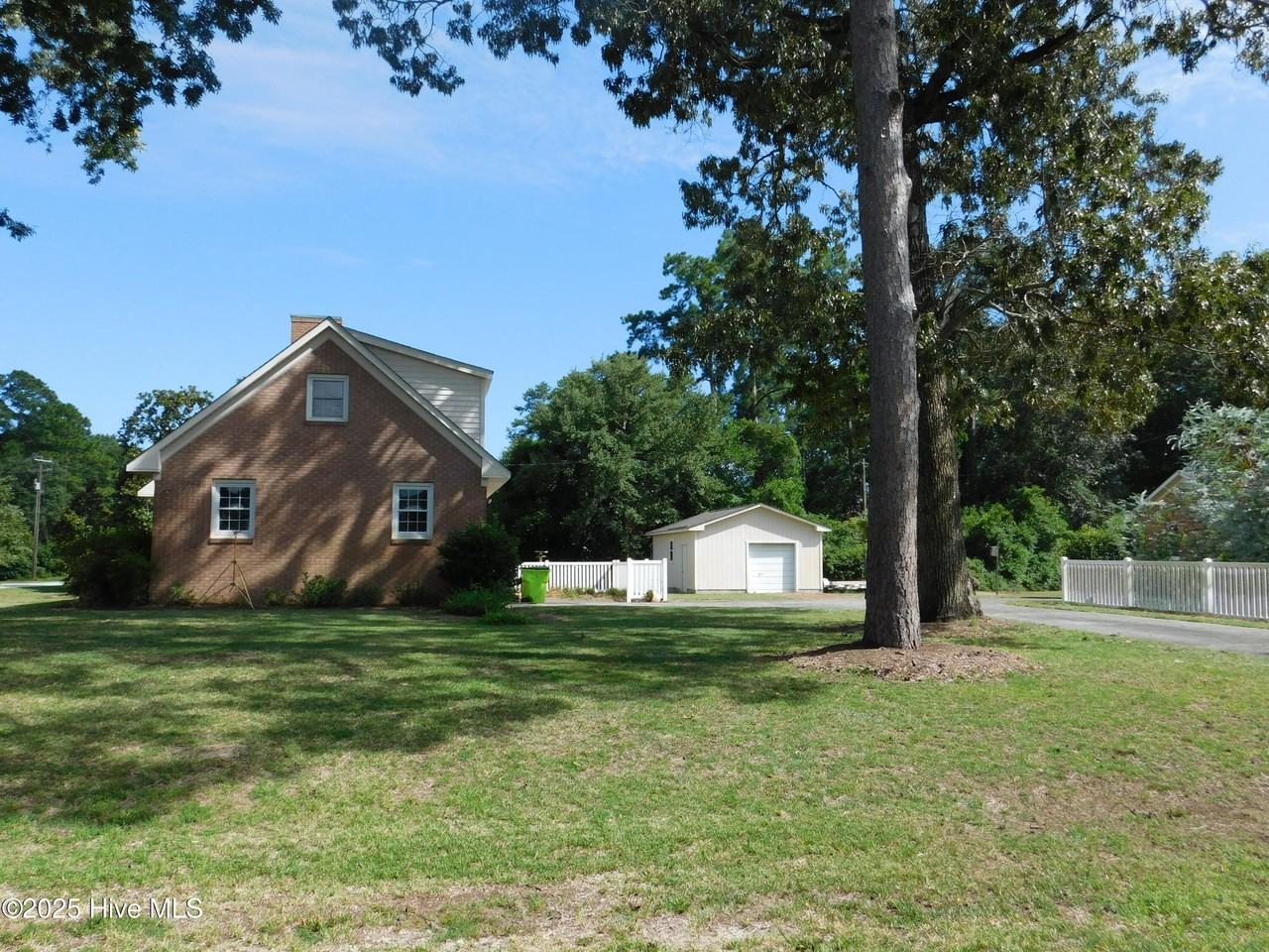 509 W Wilson Creek Dr - Photo 3 of 38