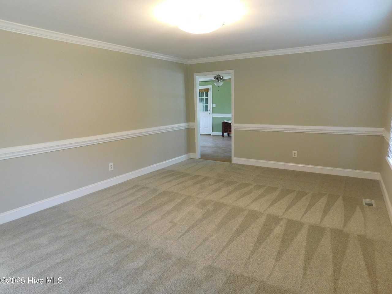 509 W Wilson Creek Dr - Photo 6 of 38