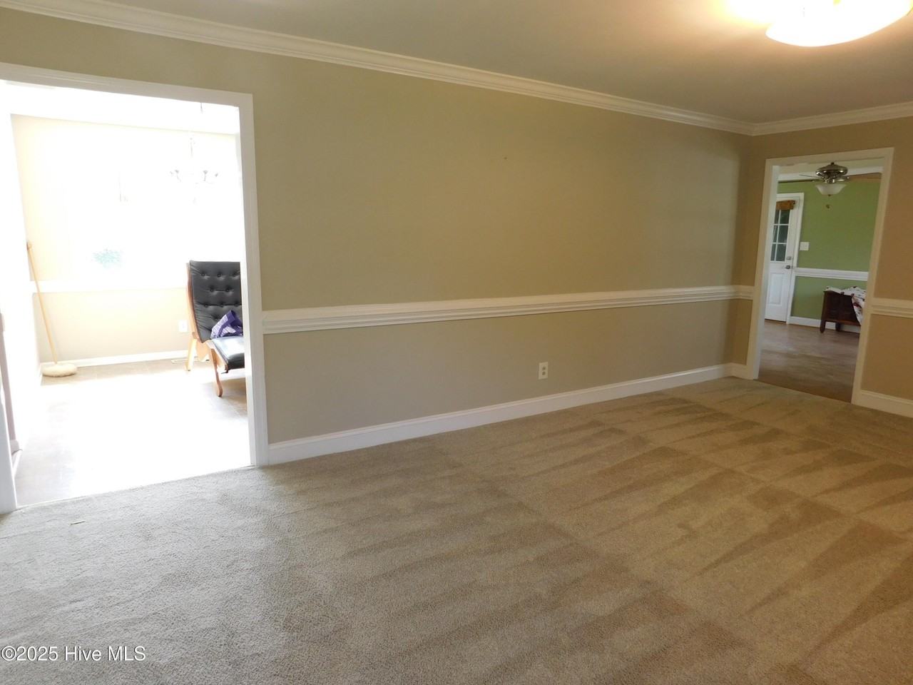 509 W Wilson Creek Dr - Photo 7 of 38