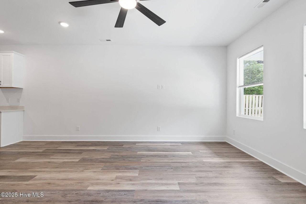 190 Wildwood St Nw - Photo 5 of 31