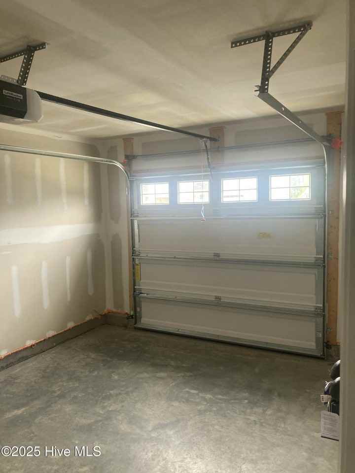 3226 Edgemead Cir Nw - Photo 4 of 26