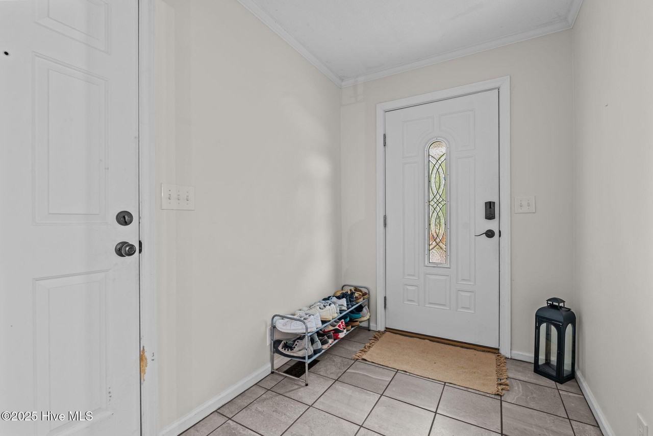 769 Dayflower Ct - Photo 6 of 41