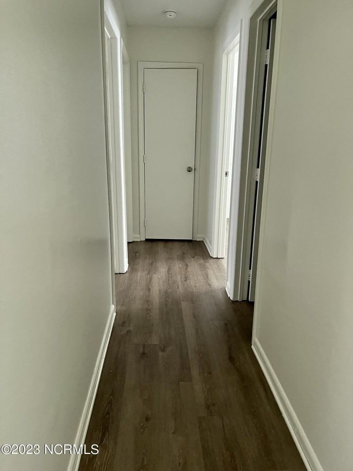 510 Thyme Ct - Photo 6 of 11