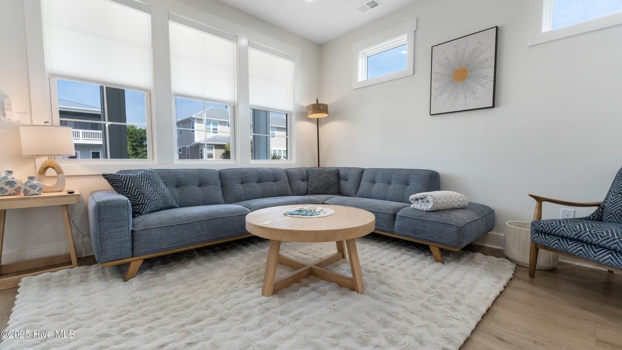 1205 Mackerel Ln Unit 1 #1 - Photo 4 of 17