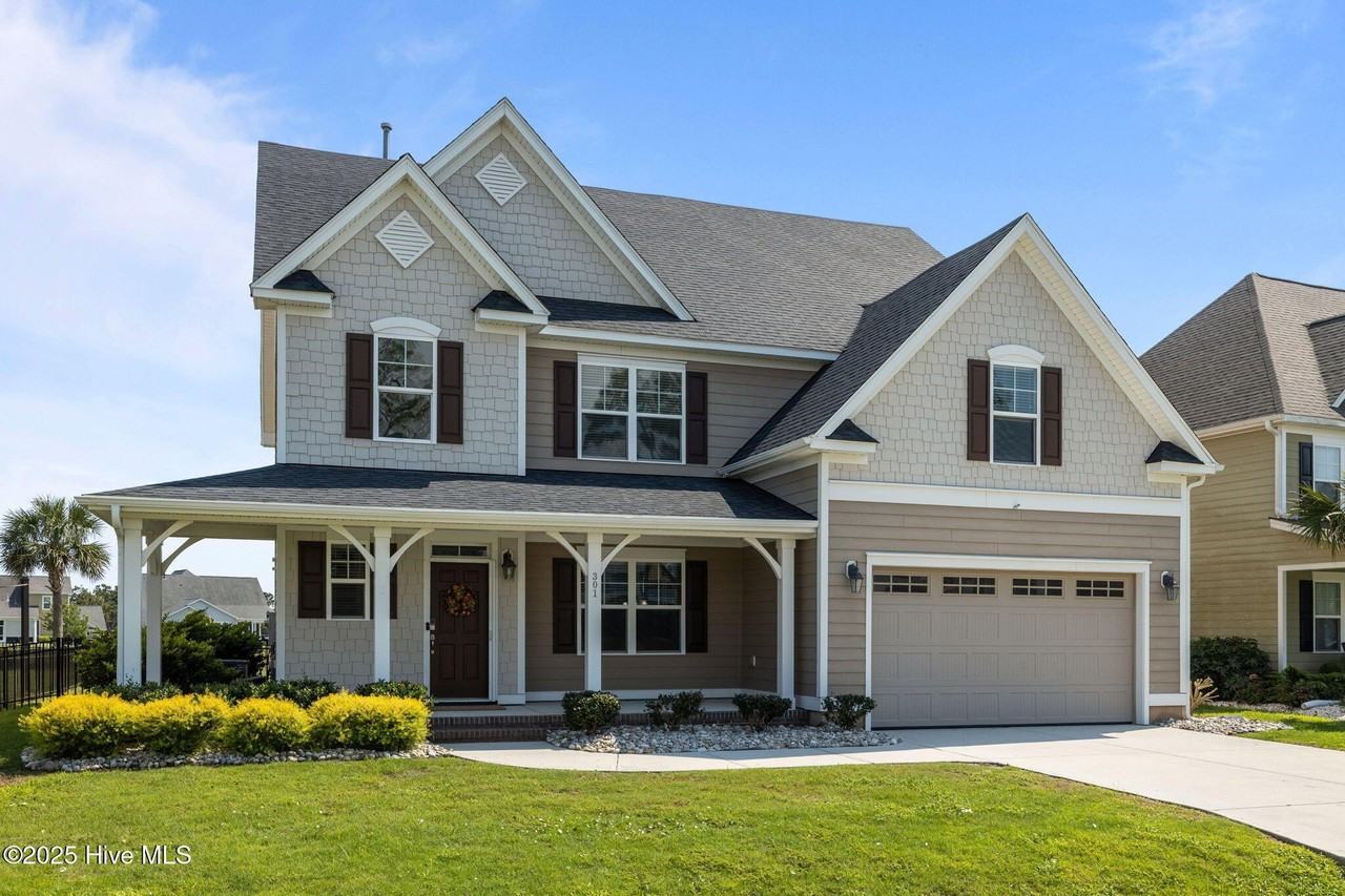 301 Lanyard Dr - Photo 2 of 50