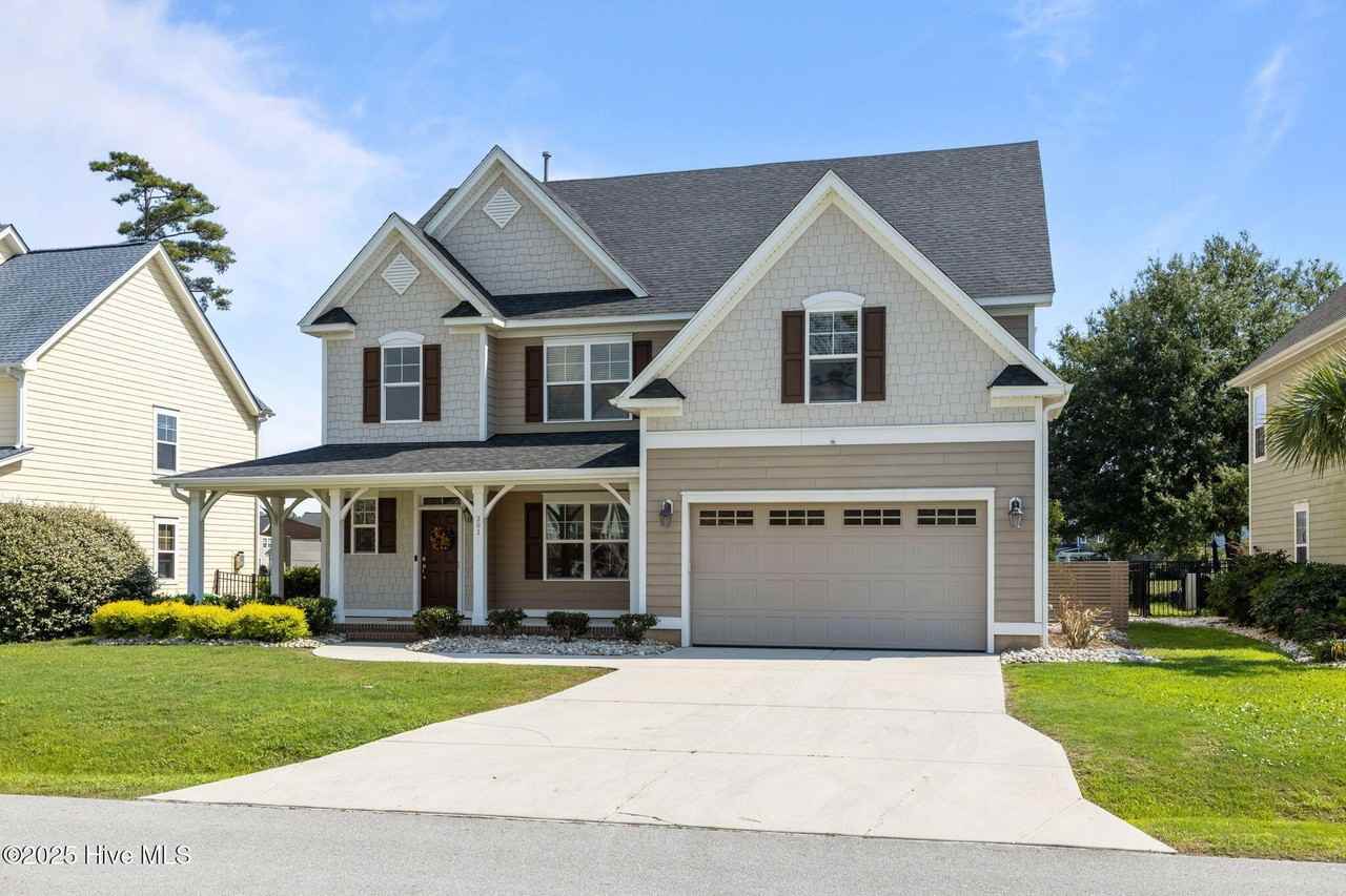 301 Lanyard Dr - Photo 3 of 50