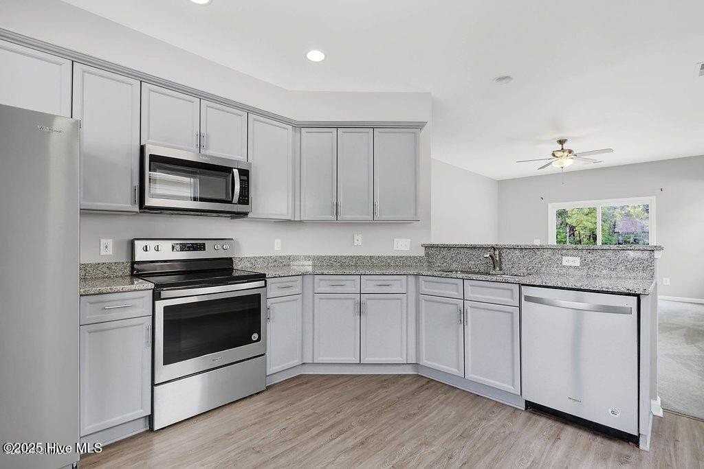 9455 Night Harbor Dr - Photo 4 of 10