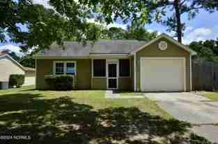 206 Wedgewood Drive - Photo 1 of 1