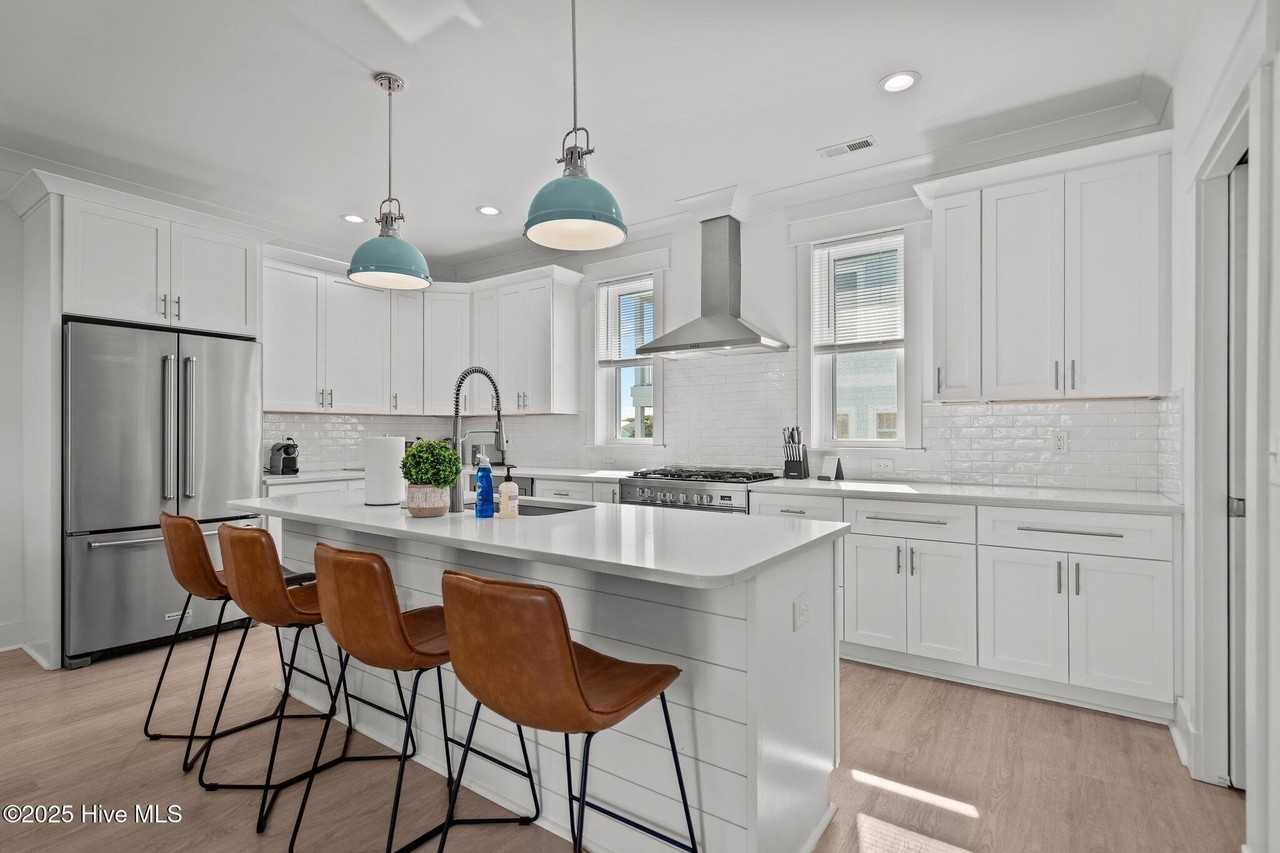 1622 Swordfish Ln Unit 1 #1 - Photo 4 of 34