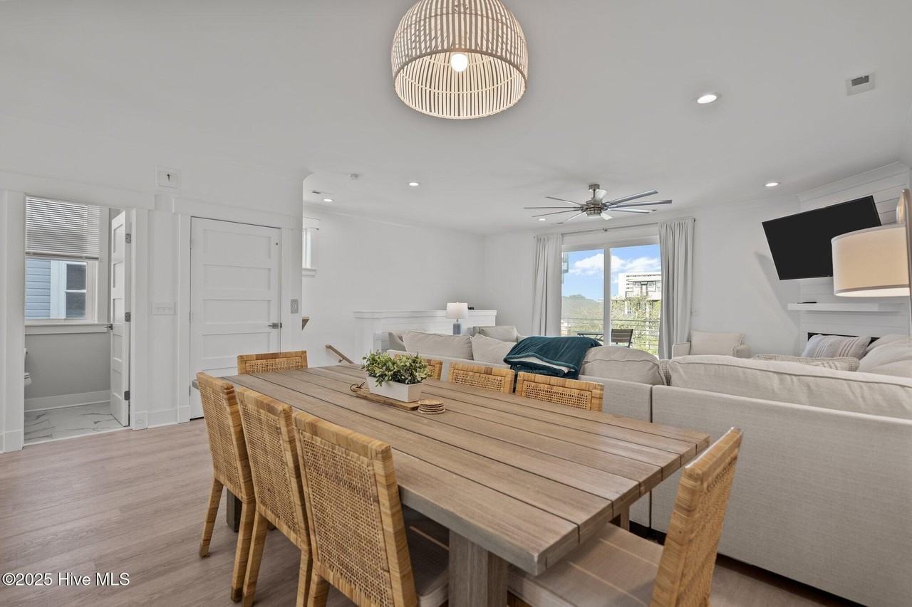 1622 Swordfish Ln Unit 1 #1 - Photo 7 of 34