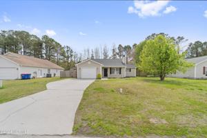 featured image of 208 Quarterhorse Ln