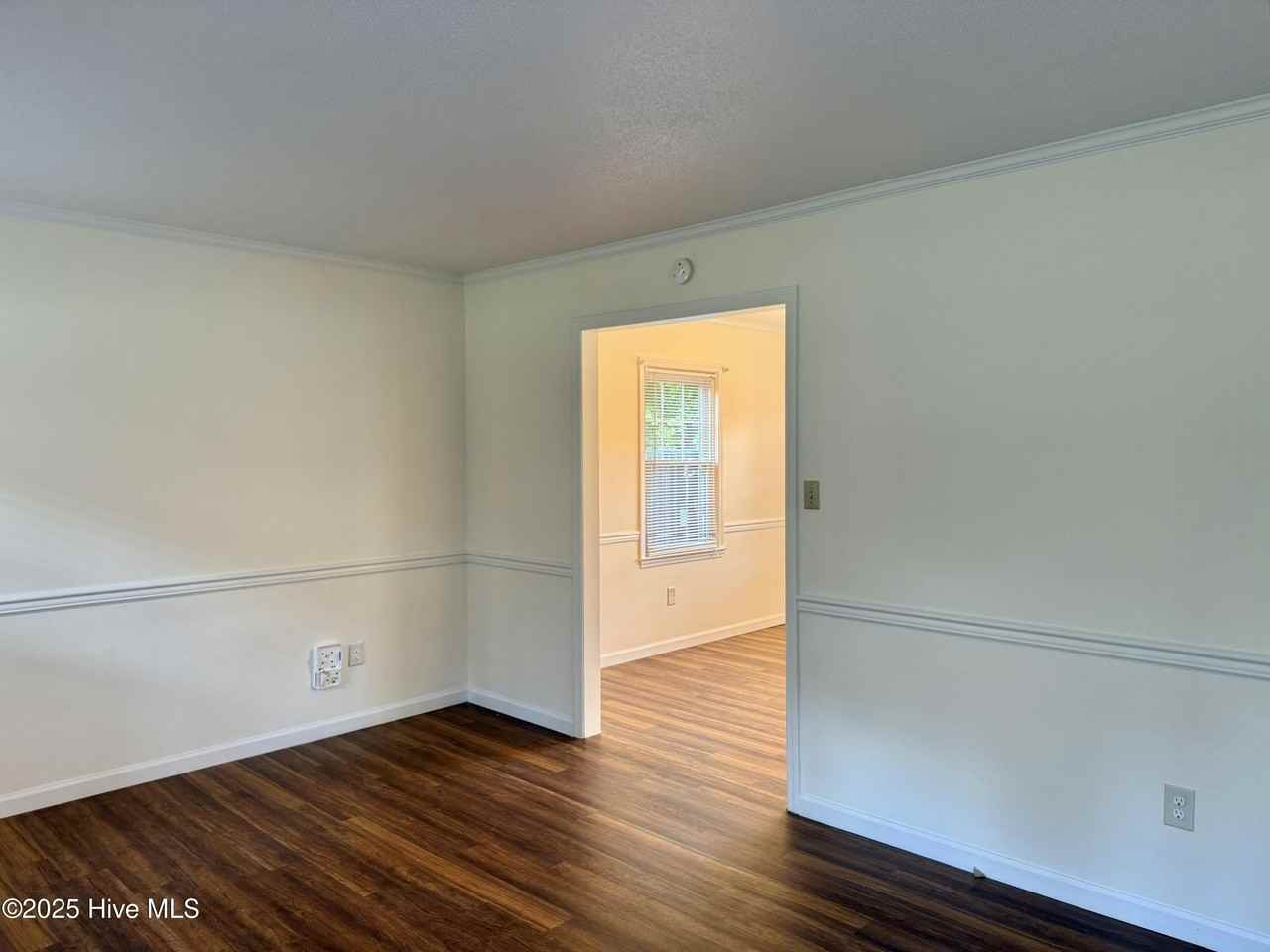 502 Plantation Dr - Photo 3 of 24