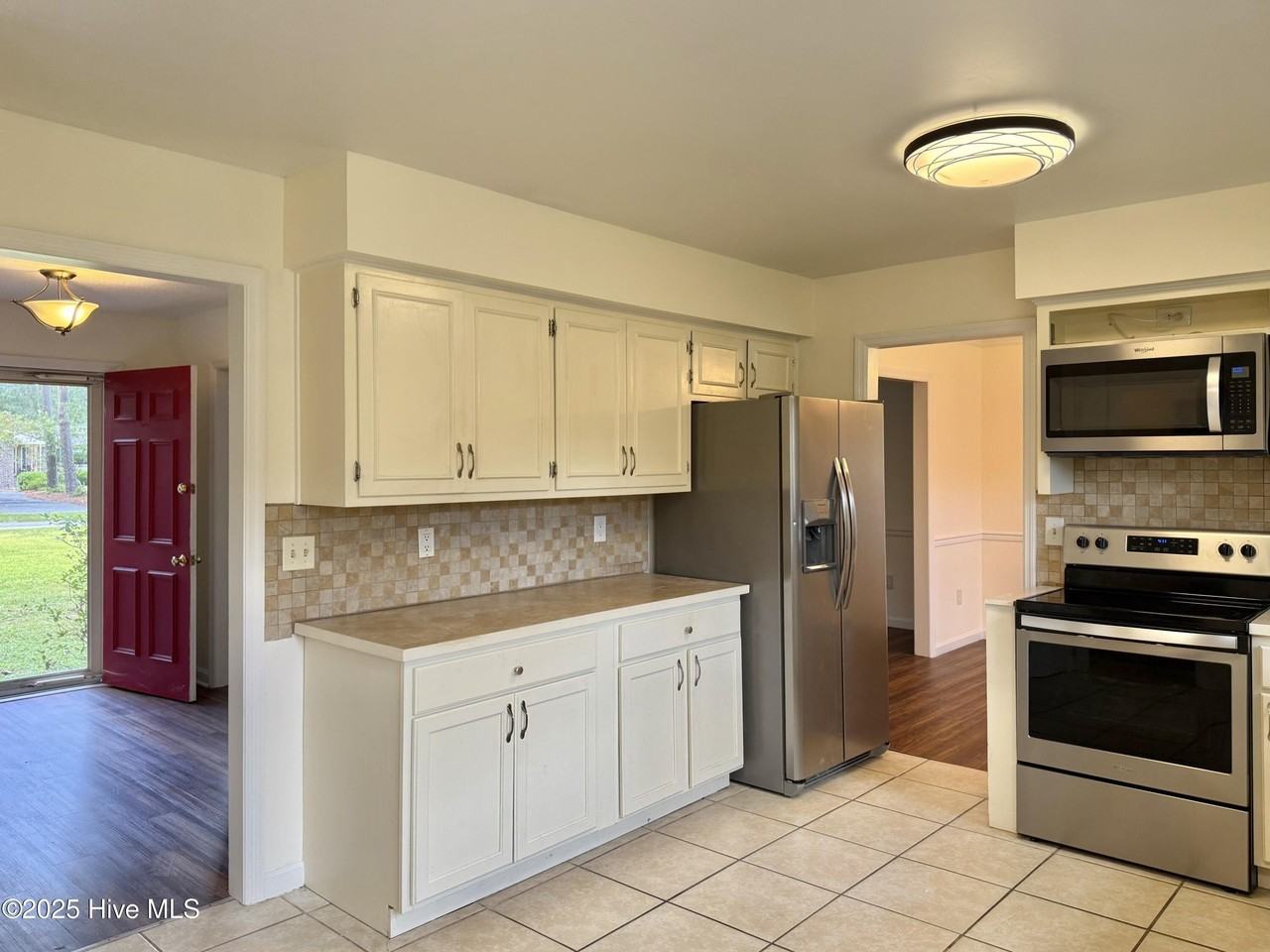 502 Plantation Dr - Photo 6 of 24