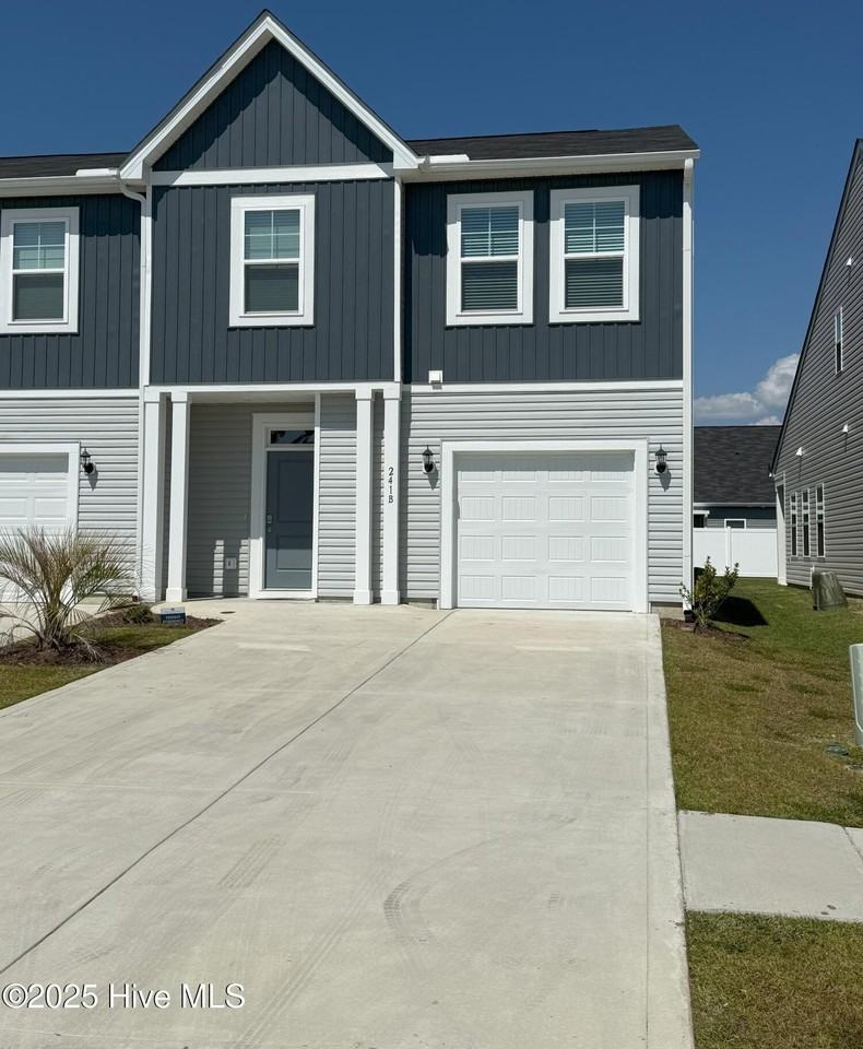 241 Arnette Dr Unit B #B - Photo 2 of 19