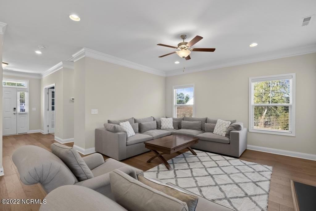 906 Needlerush Rd - Photo 5 of 28