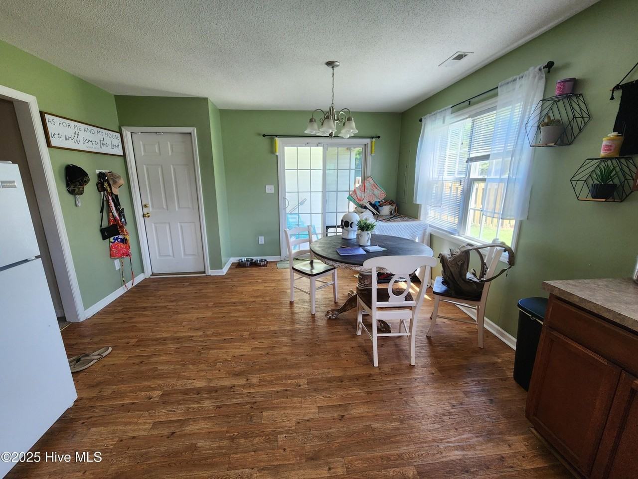 224 Smallwood Road - Photo 4 of 14