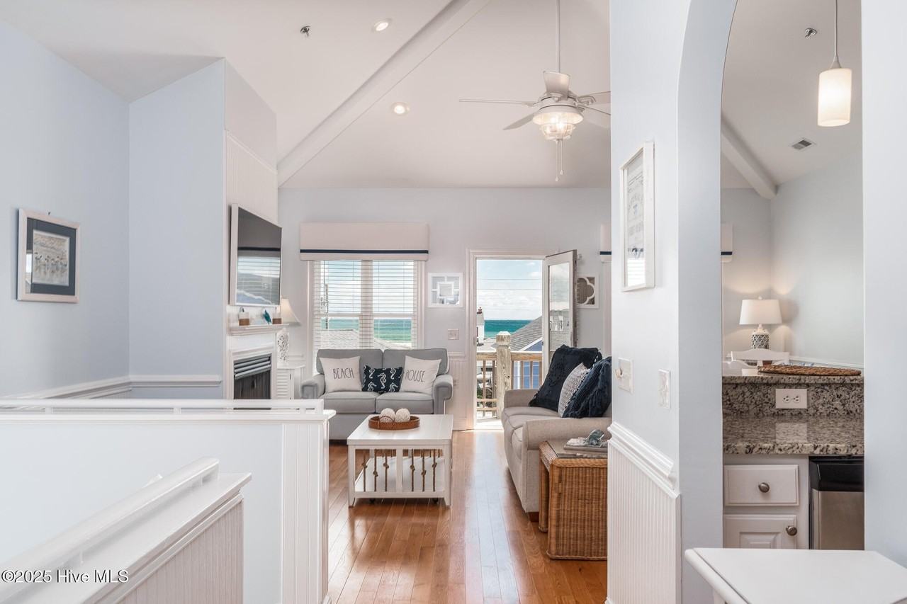 202 Dobbs St Unit C #C - Photo 7 of 50