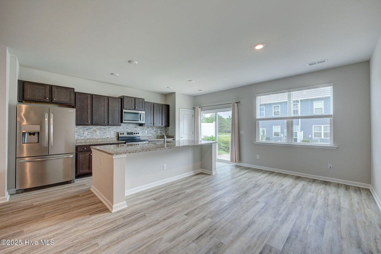 4613 Wildaire Lane - Photo 4 of 19