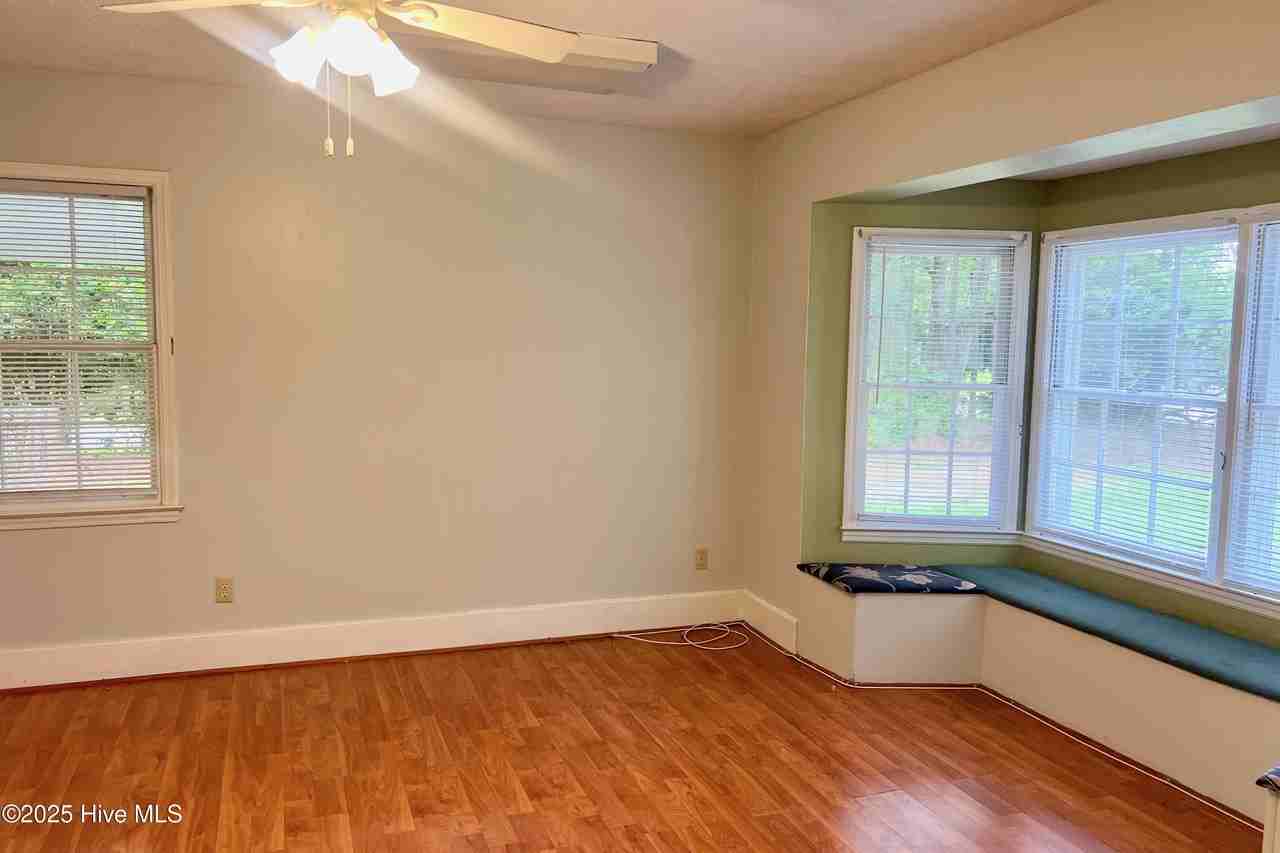 4602 Norwich Rd - Photo 5 of 19