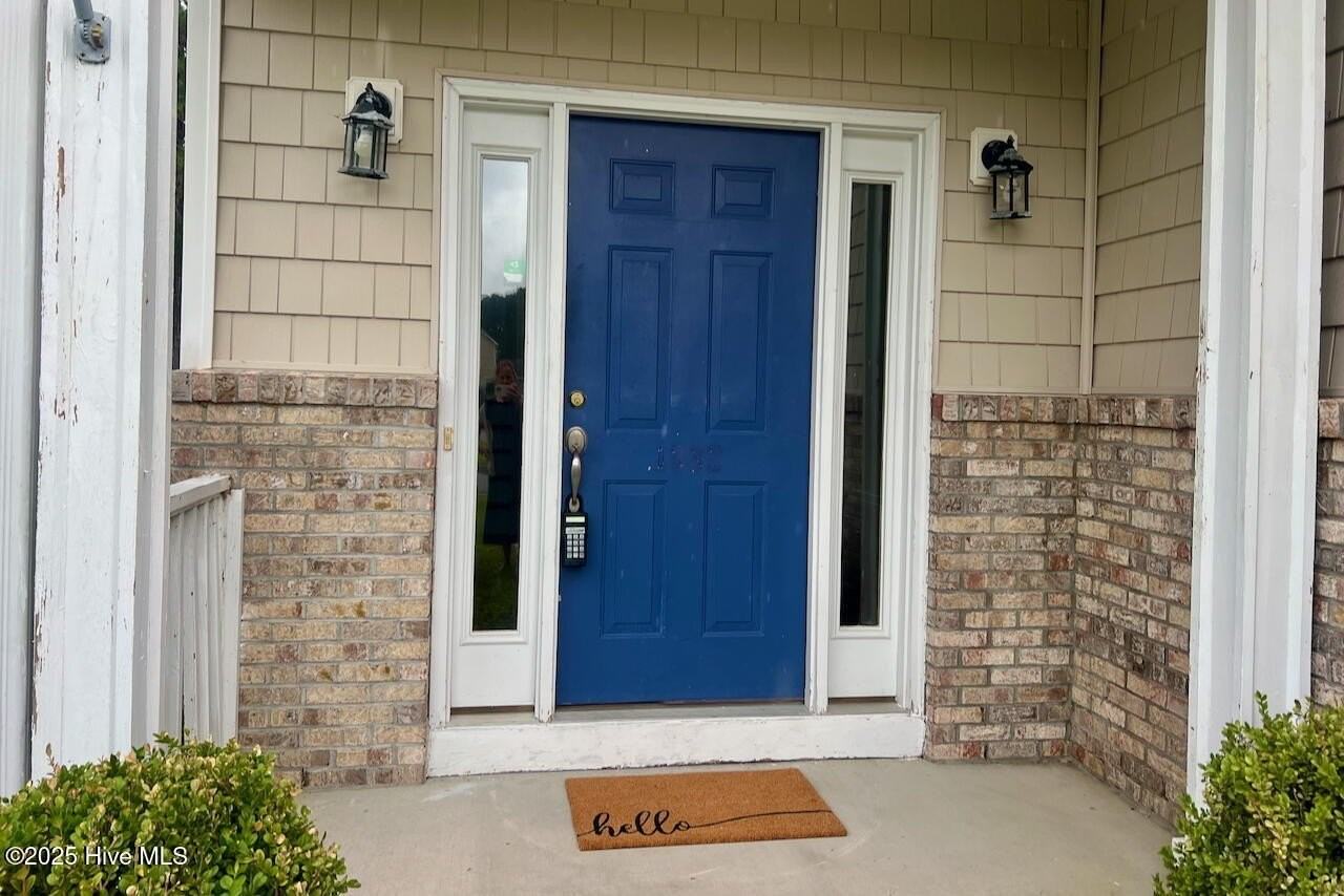 1032 Lake Norman Ln - Photo 2 of 21