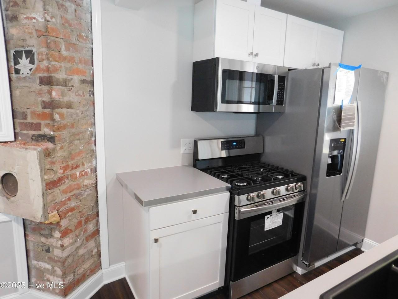 706 E Front St Unit D #D - Photo 6 of 11