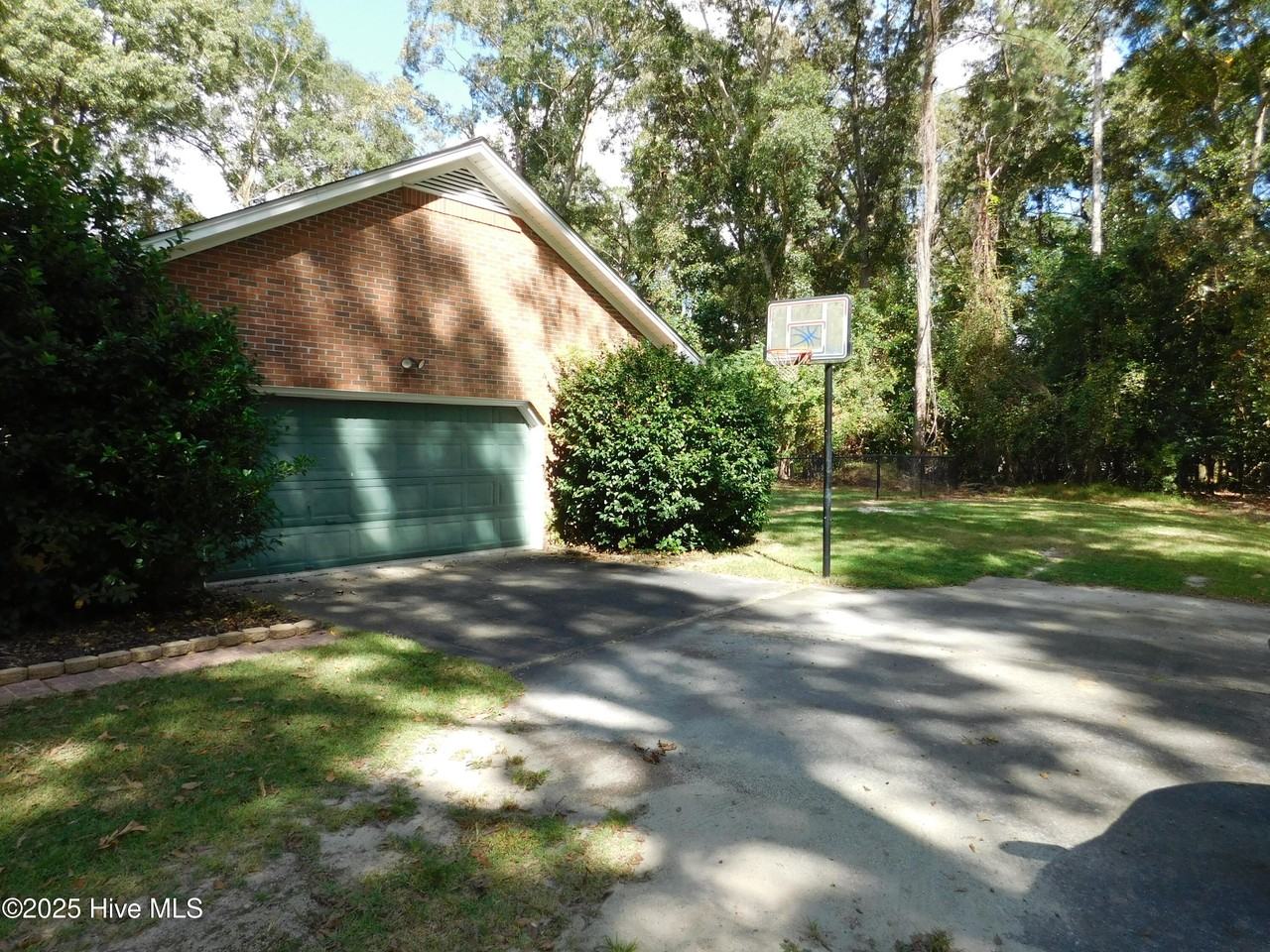 278 Gatewood Dr - Photo 3 of 45