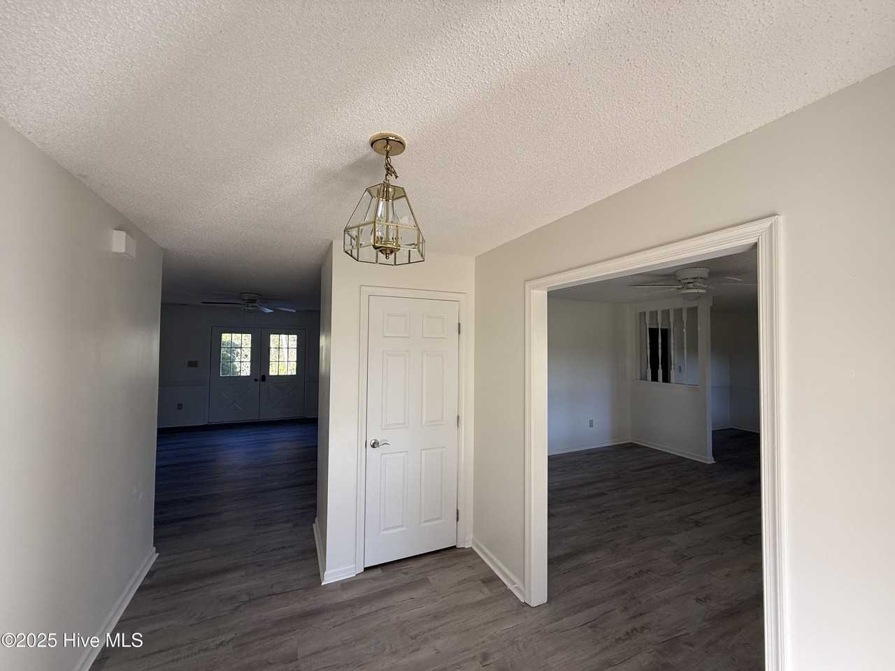 5382 Highway 24 - Photo 2 of 38