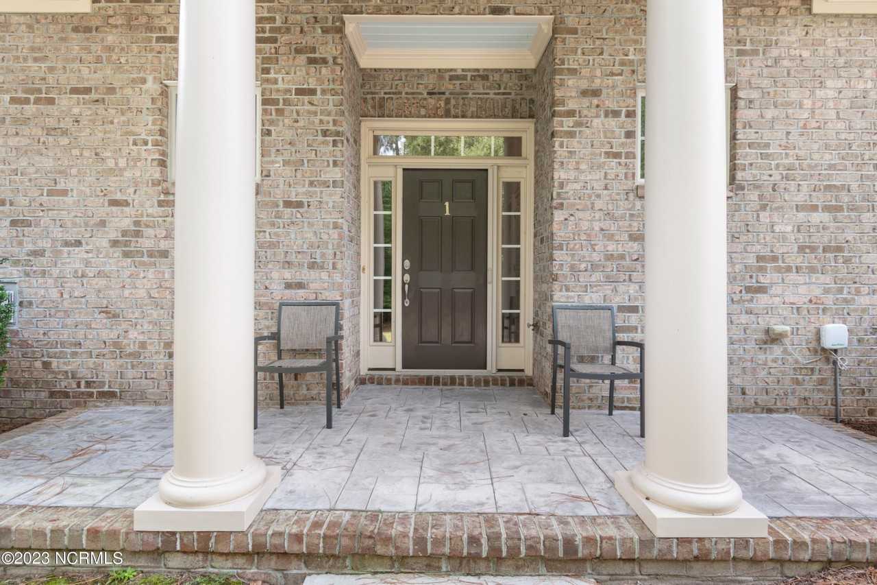 4460 Golf Cottage Dr #1 - Photo 5 of 34