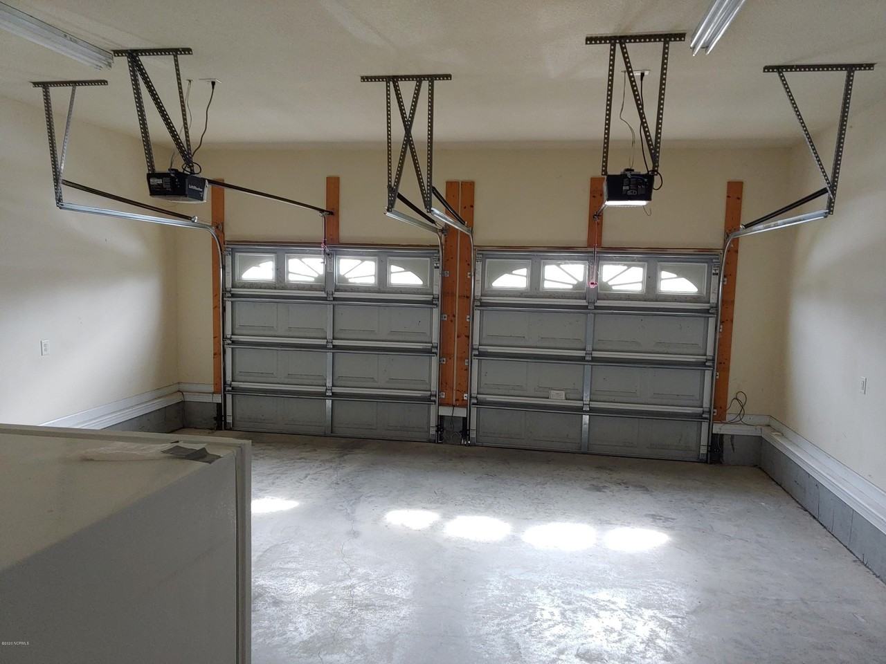 304 Brunswick Drive - Photo 7 of 11