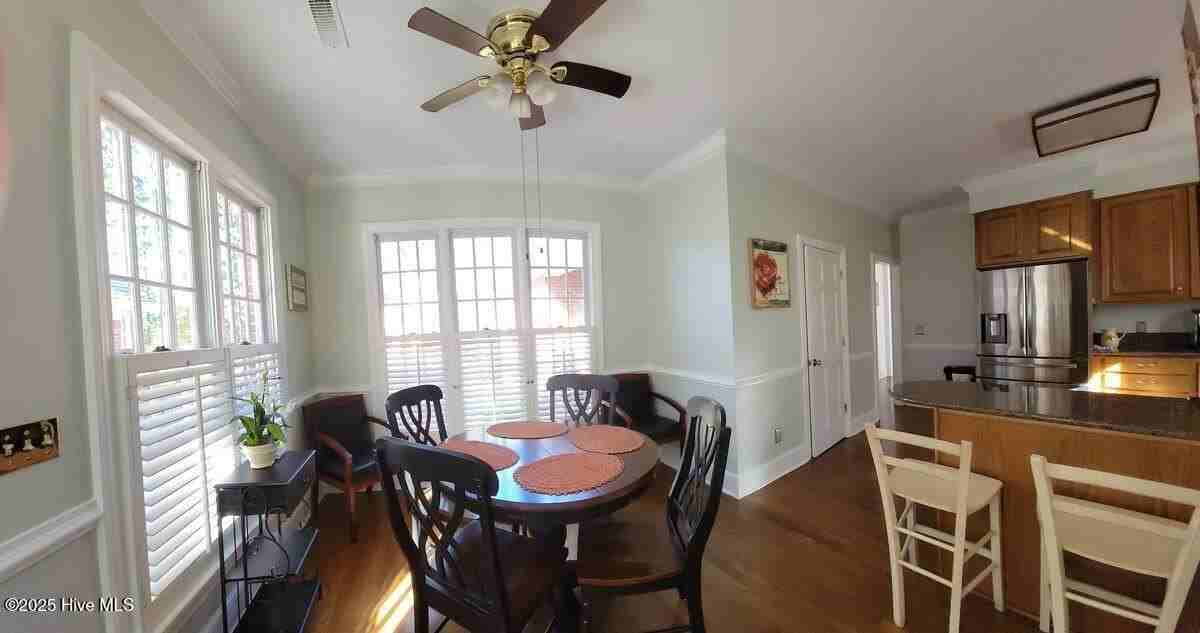 105 Keswick Ln - Photo 4 of 13