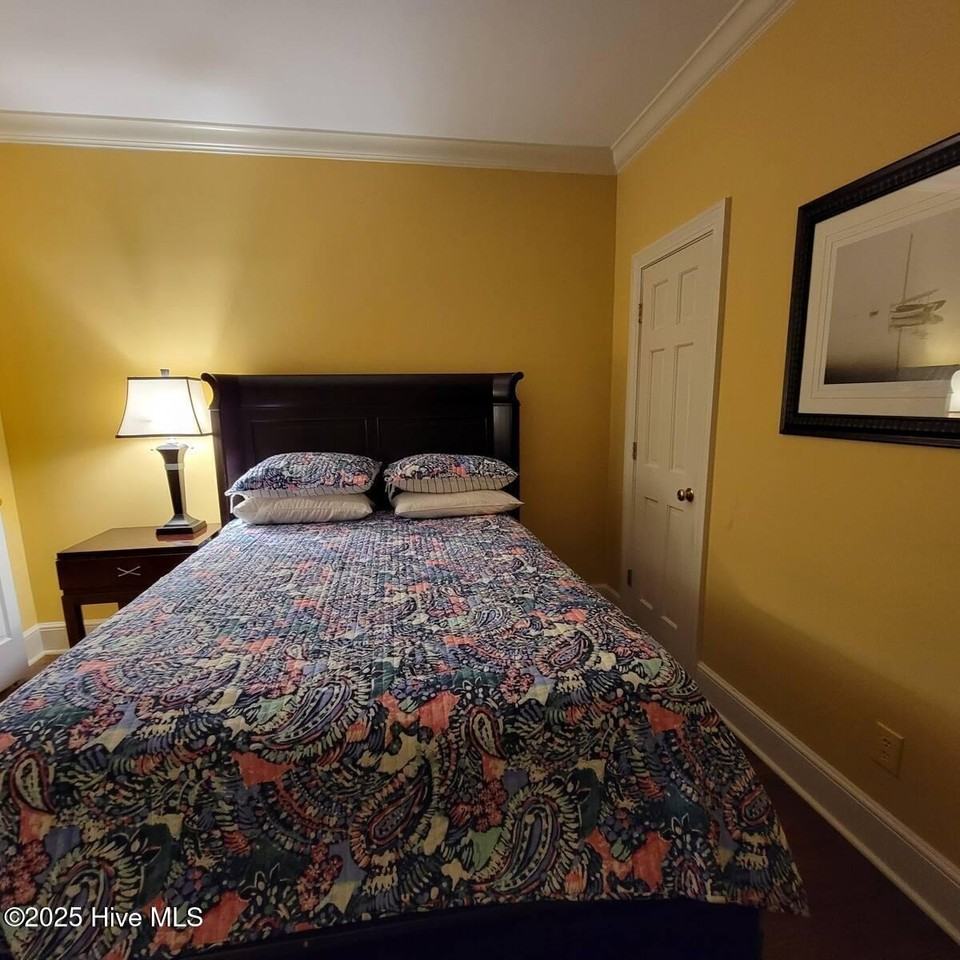 105 Keswick Ln - Photo 6 of 13