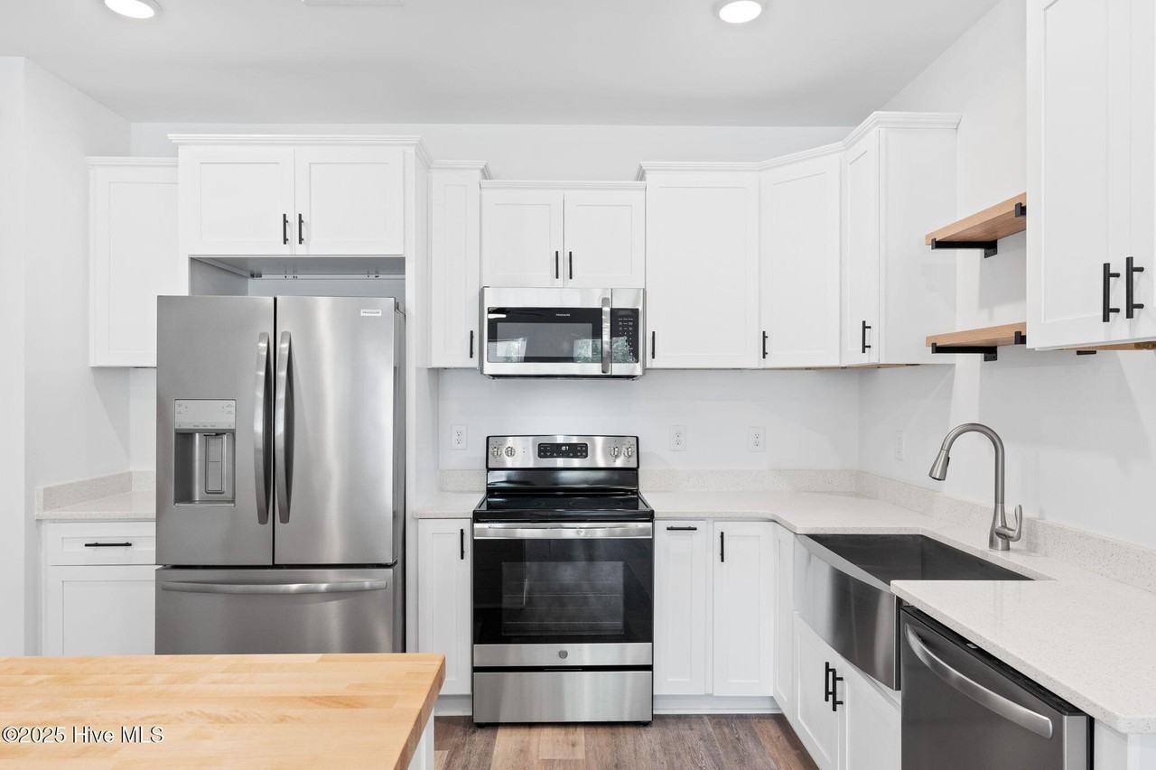 196 Wildwood St Nw - Photo 7 of 31