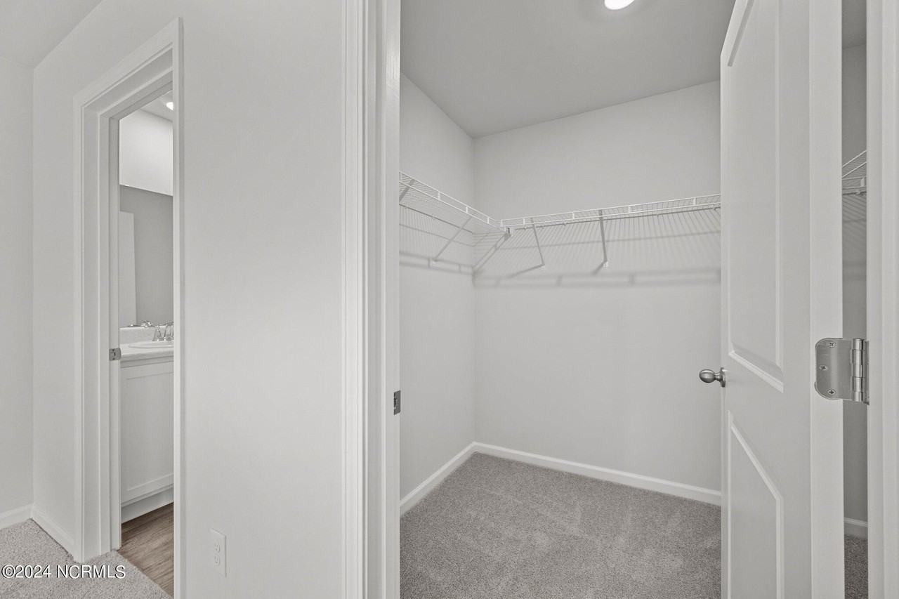 2098 Course Ln - Photo 7 of 26