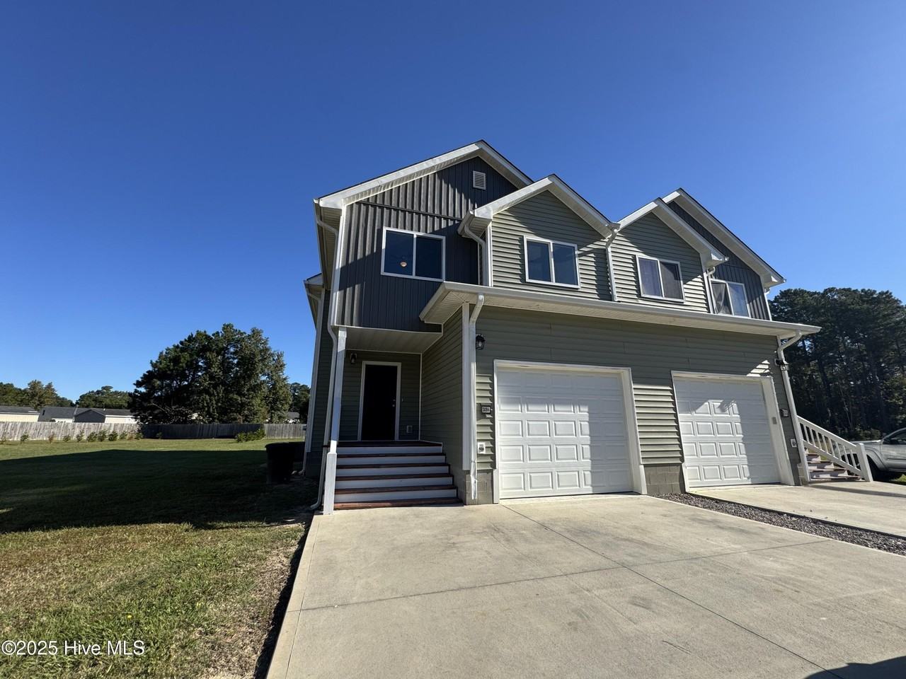 309 Robin Court #A - Photo 2 of 22