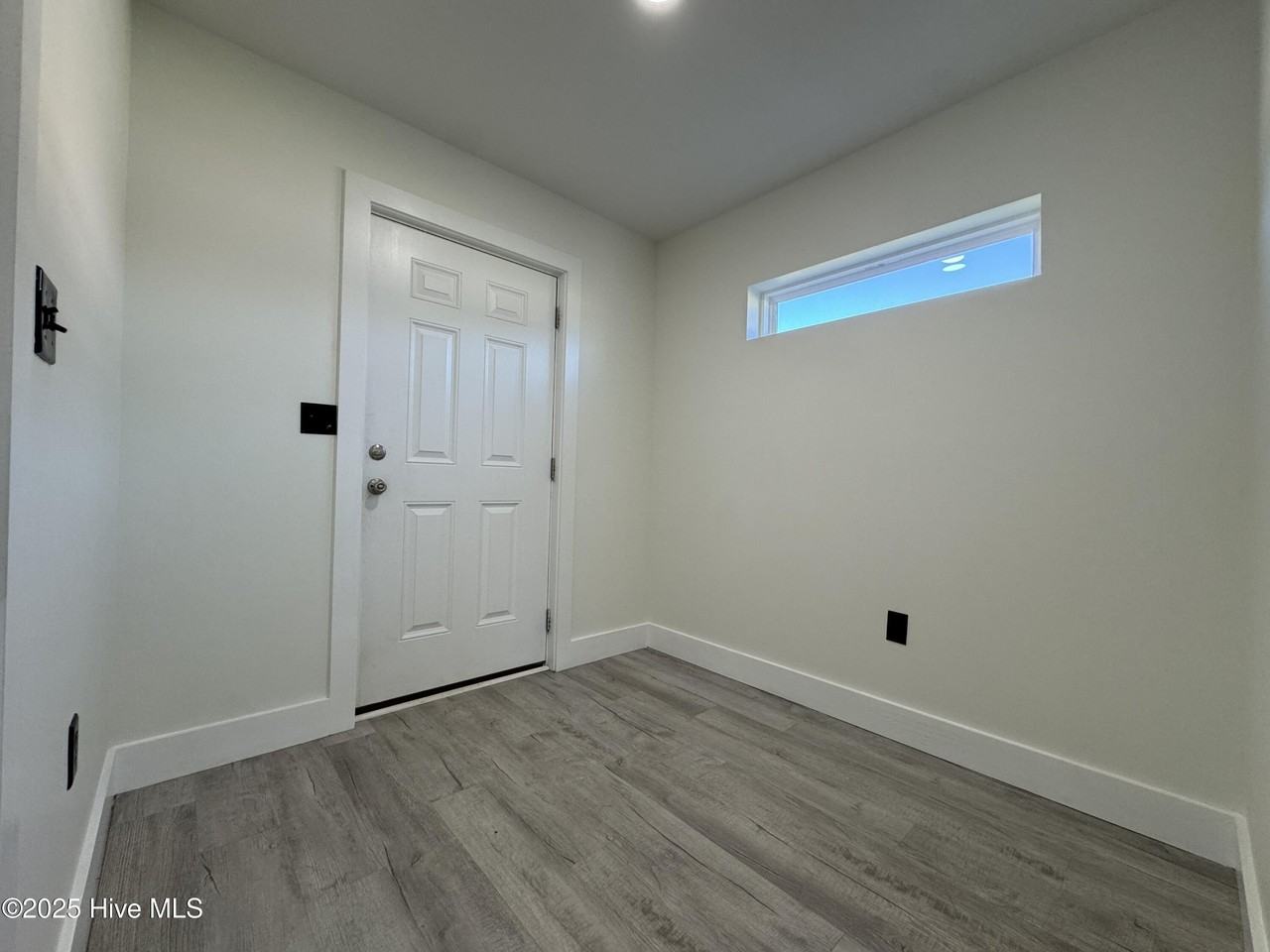 309 Robin Court #A - Photo 3 of 22